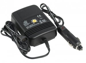 Univerzální auto adapter 12-24 V DC/DC